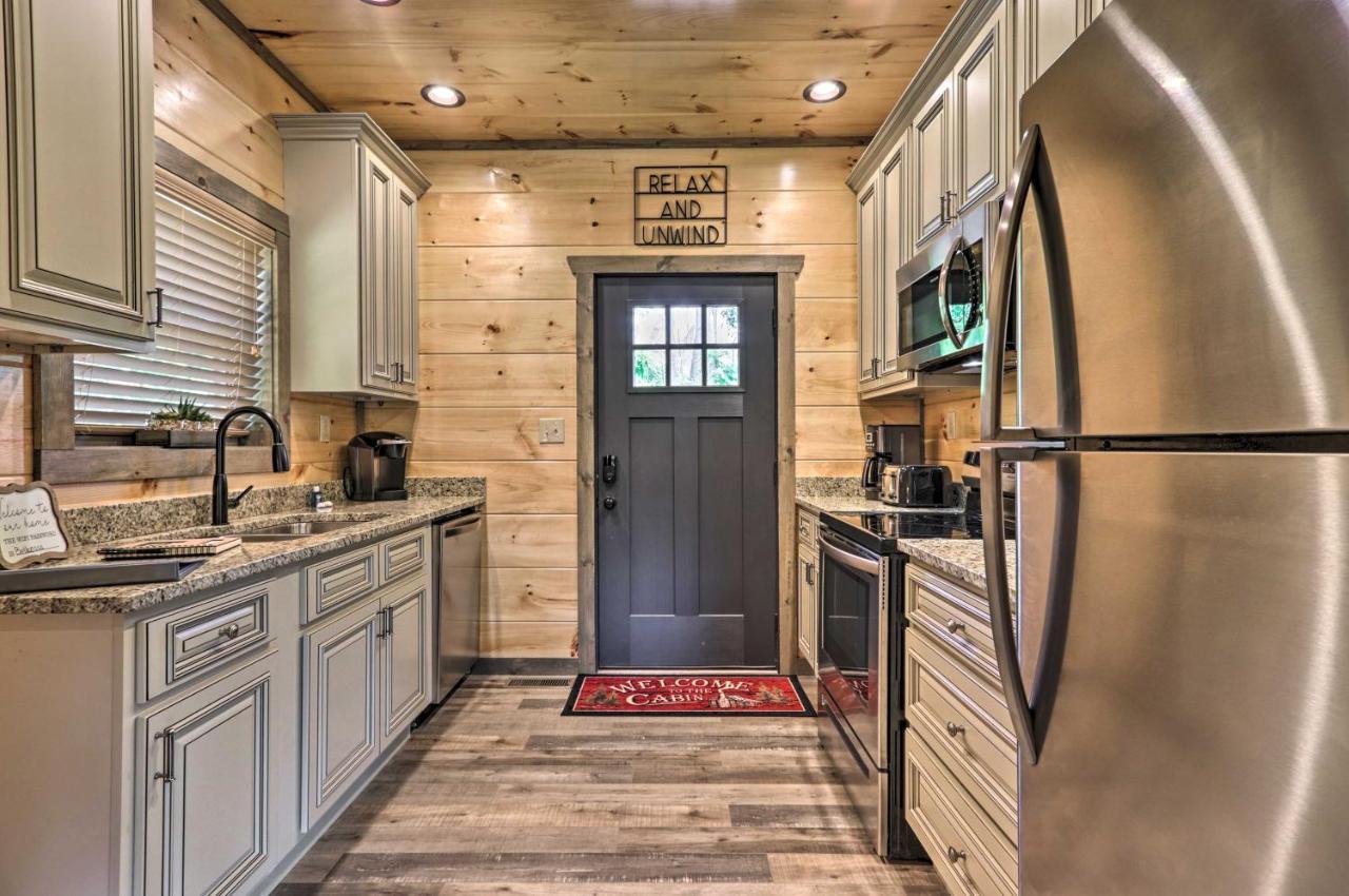 Modern Cabin With Hot Tub And Game Room In Gatlinburg! 외부 사진