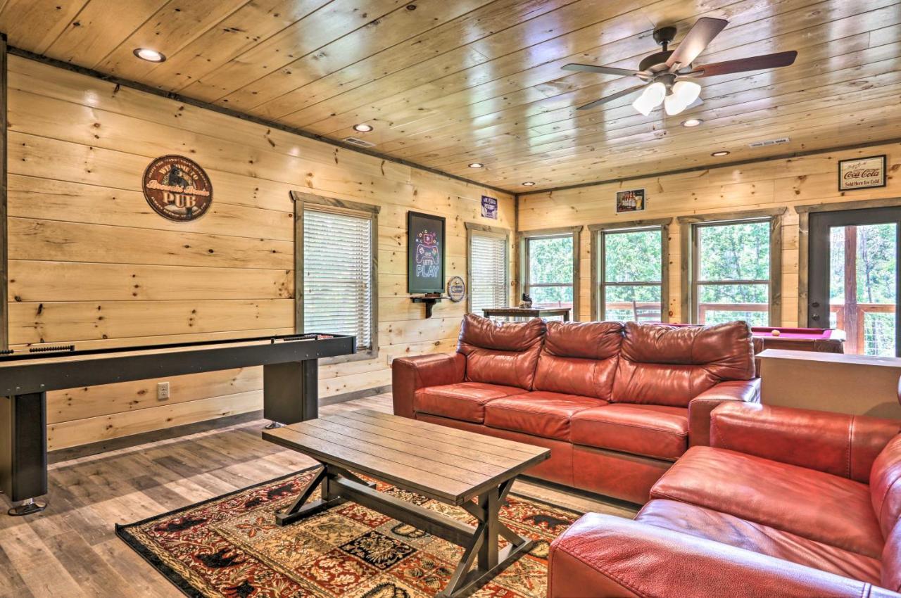 Modern Cabin With Hot Tub And Game Room In Gatlinburg! 외부 사진