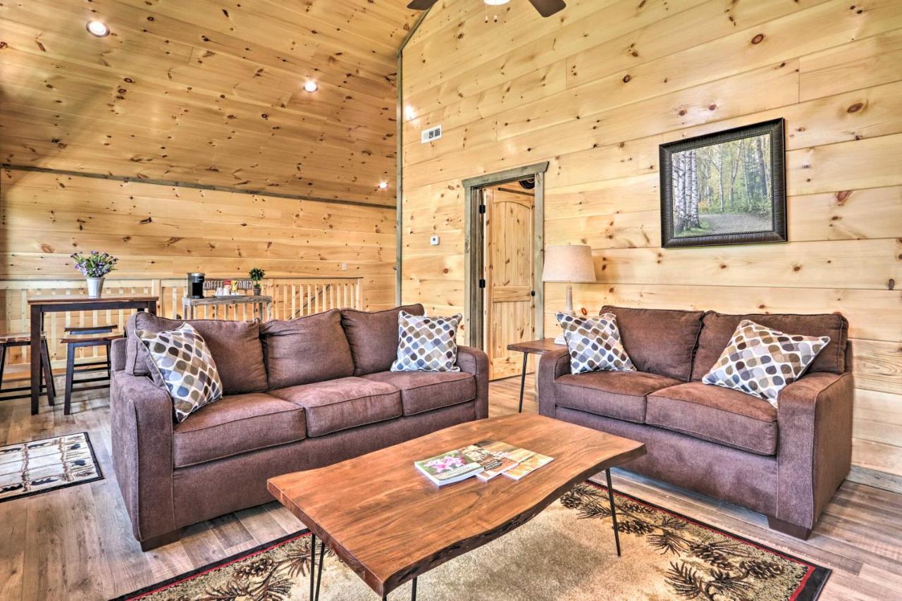 Modern Cabin With Hot Tub And Game Room In Gatlinburg! 외부 사진