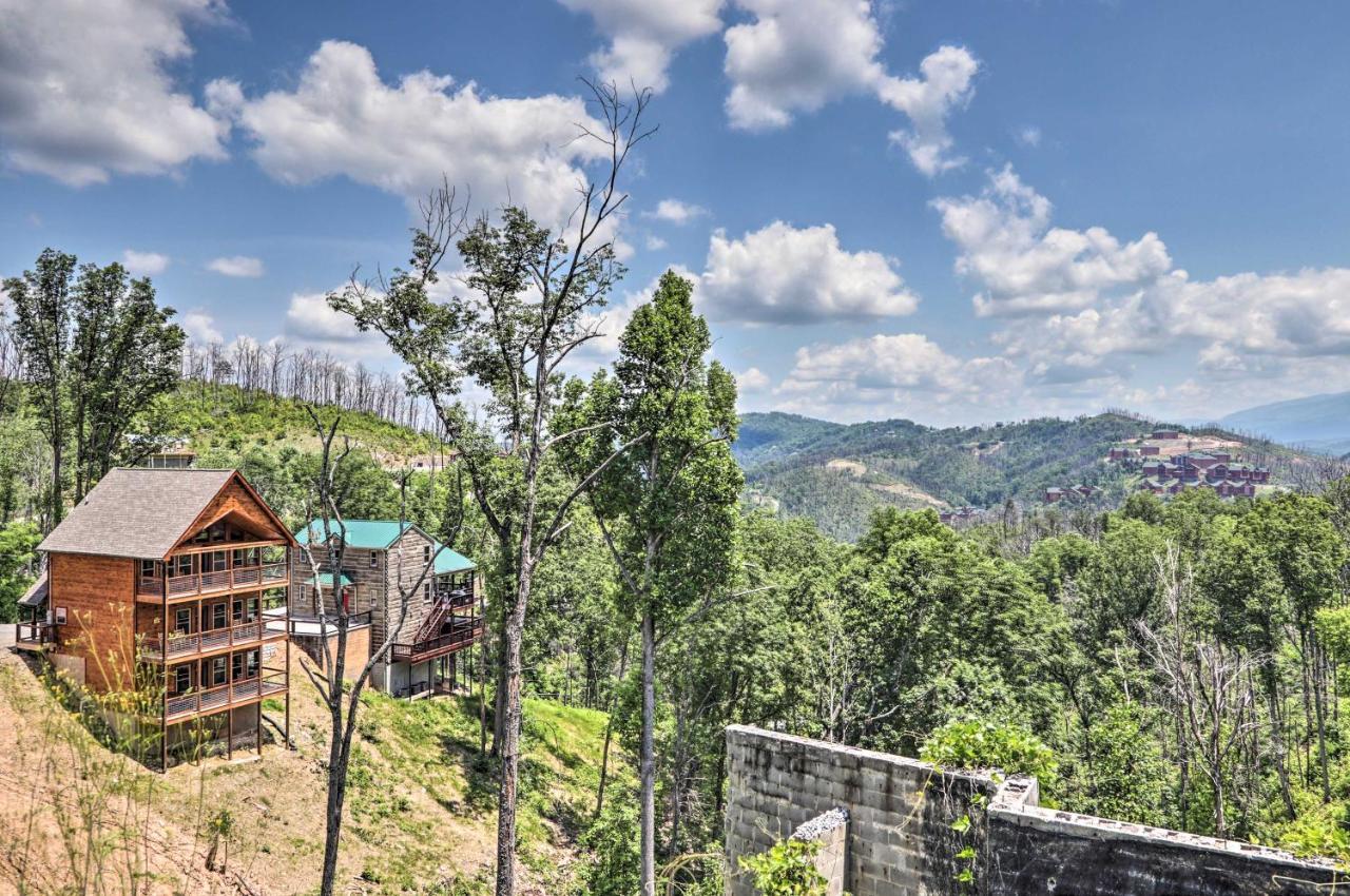 Modern Cabin With Hot Tub And Game Room In Gatlinburg! 외부 사진