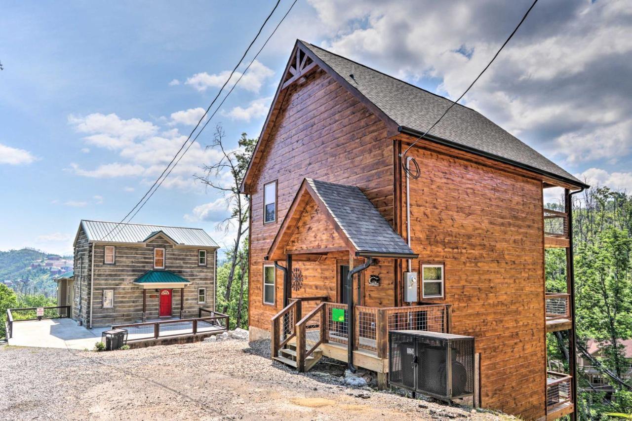 Modern Cabin With Hot Tub And Game Room In Gatlinburg! 외부 사진
